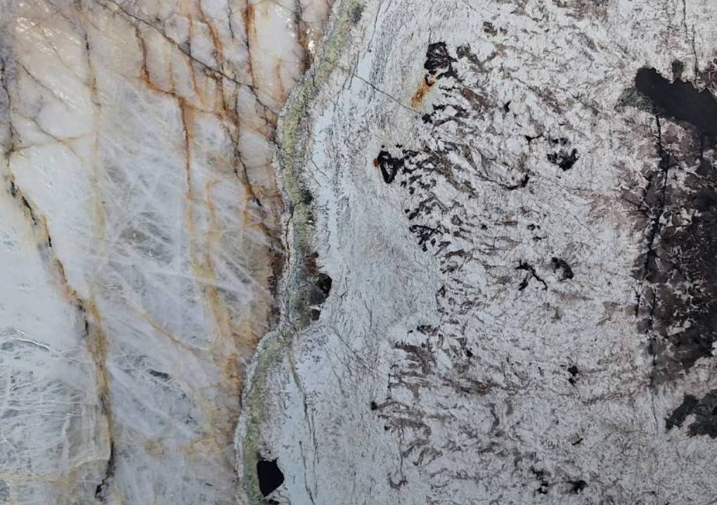 image-หิน first class